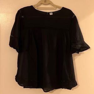 Women’s Short Sleeved Top